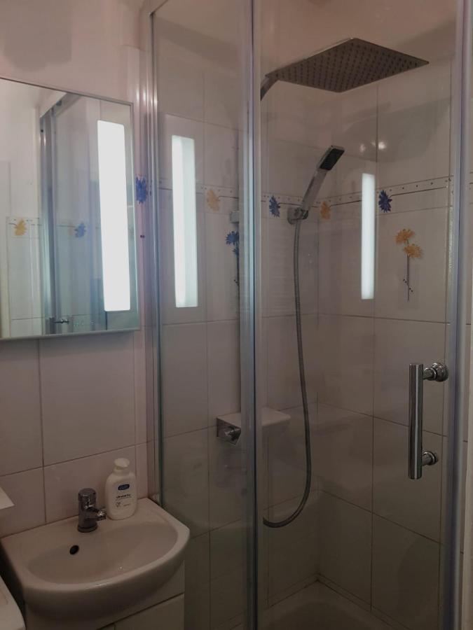 Apartament Plac Trzech Krzyzy 바르샤바 외부 사진